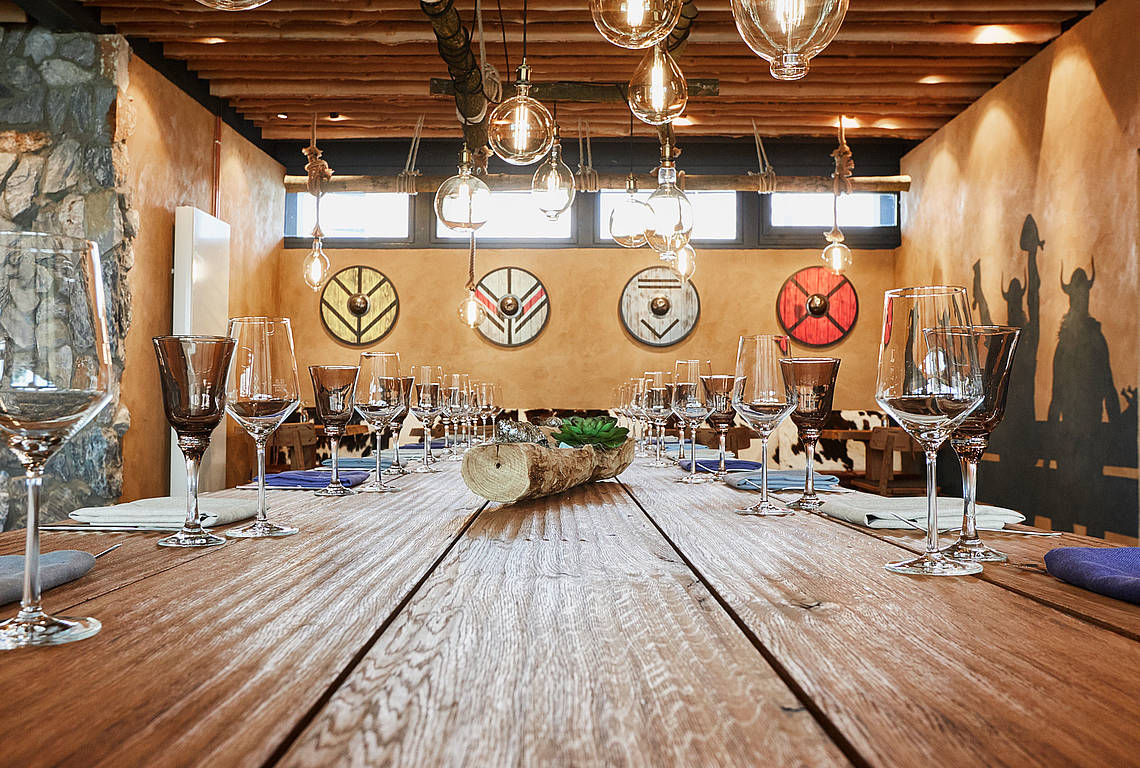 Isfjord Ostsee Resort Dampland Gedeckte Tafel im Isfjord