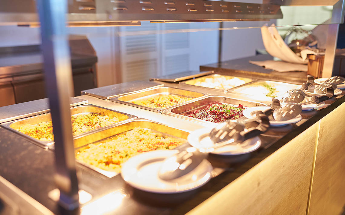 Spitzbergen Warme Speisen Warme Speisen am Buffet