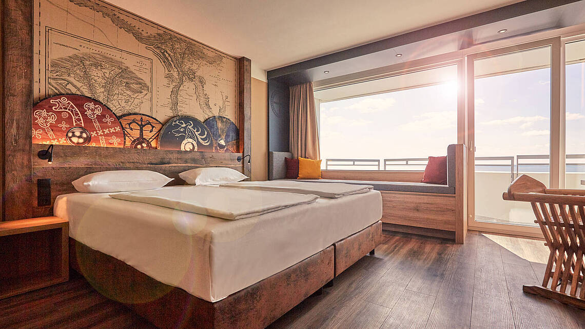 Blick auf das Doppelbett in der Superiorsuite