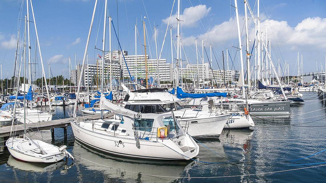 Blick auf die Yachten