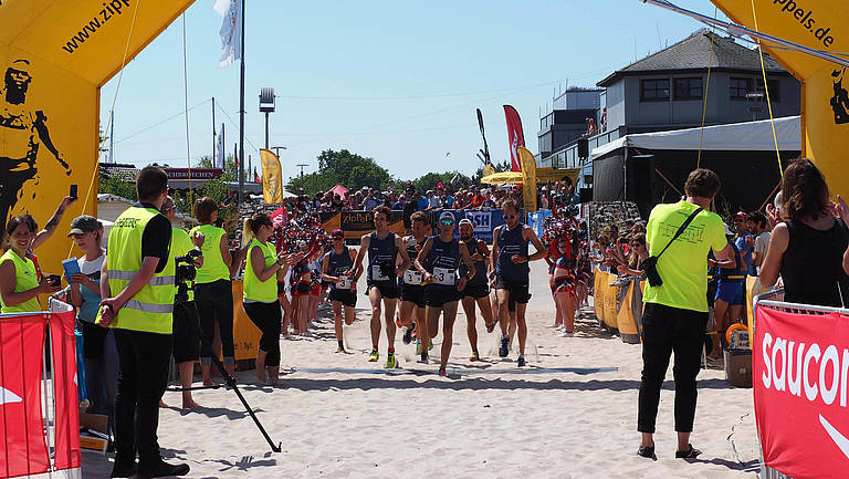 Zieleinlauf im Ostsee Resort Dampland Zieleinlauf beim Lauf zwischen den Meeren