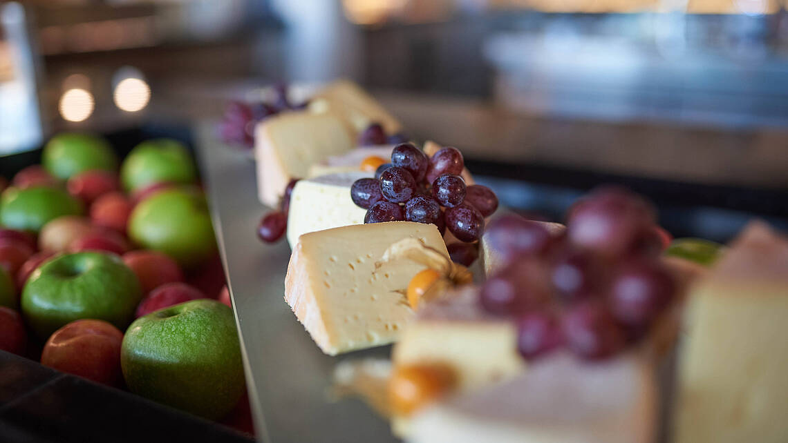 Obst und Käse