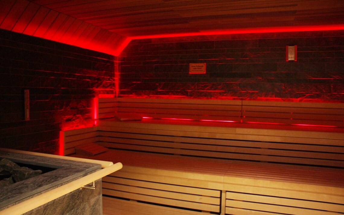 Schwitzhütte Vaermland Schwitzhütte in toller Lichtatmosphäre